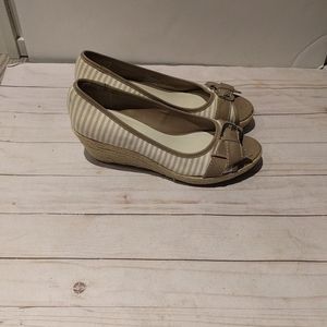 Beautiful espadrilles by Nickles 🌸